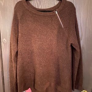 Abercrombie & Fitch Sweater